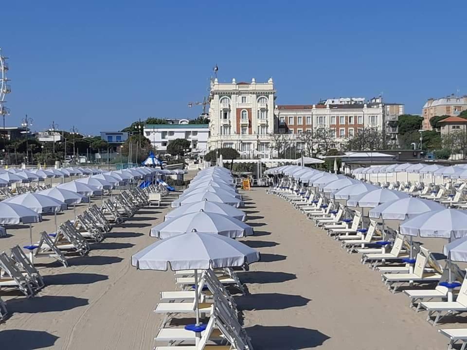 Grand Hotel Cesenatico Exteriör bild