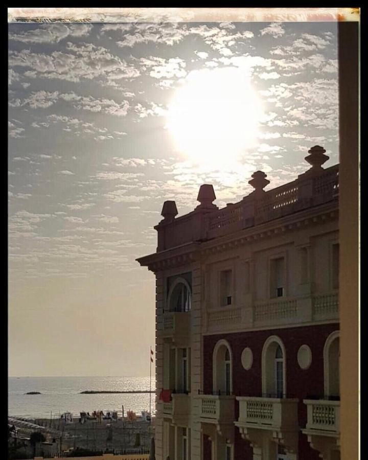 Grand Hotel Cesenatico Exteriör bild