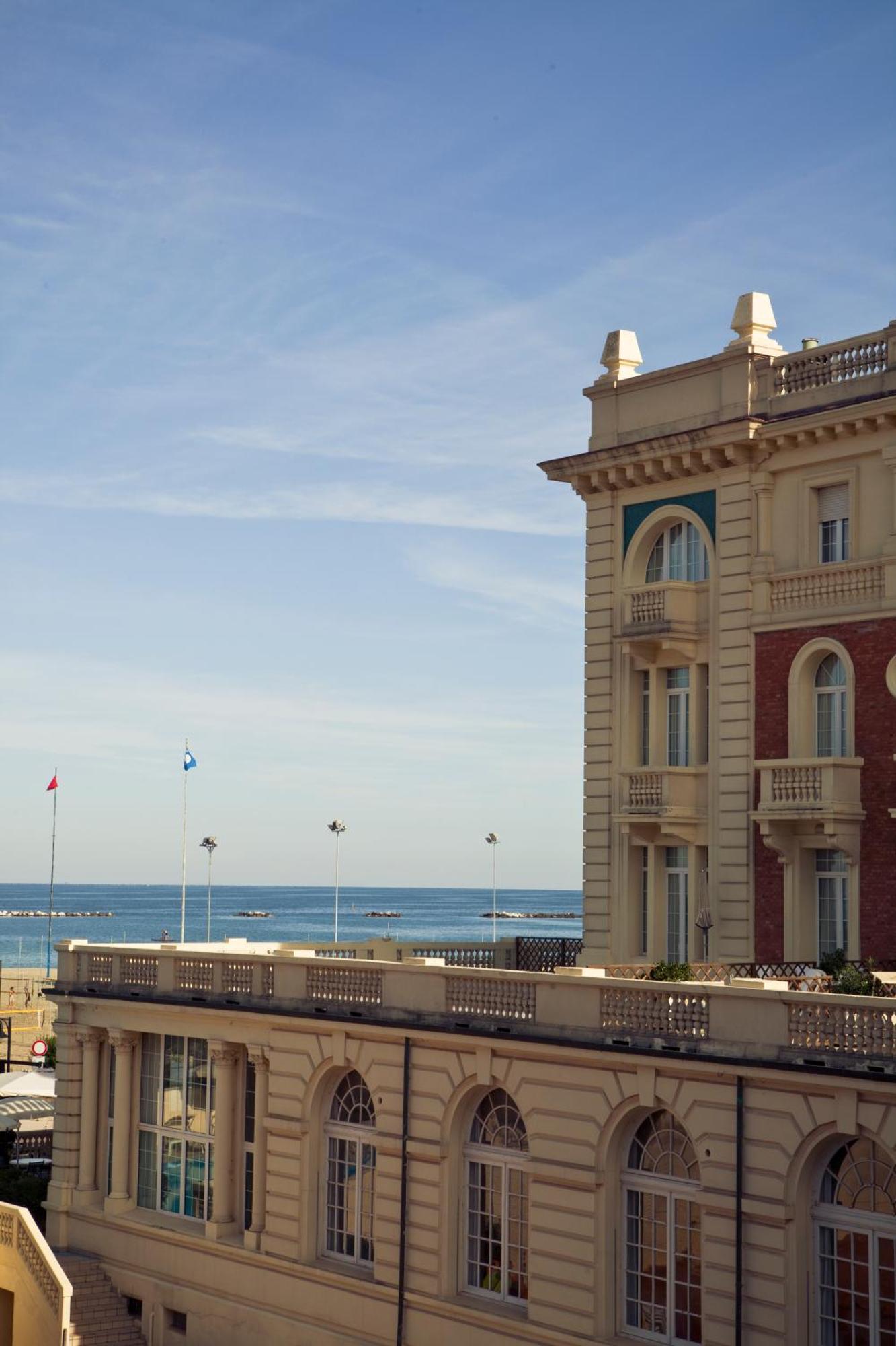 Grand Hotel Cesenatico Exteriör bild